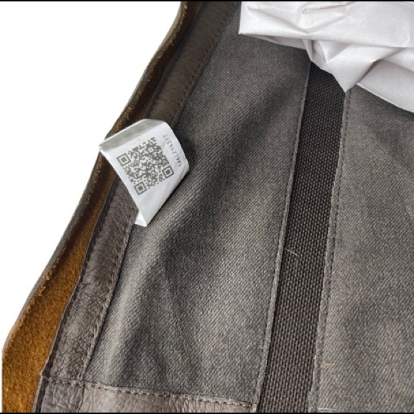 SOLD- UGG DISTRESSED BOOTS SIZE 10M US - Picture 5 of 7